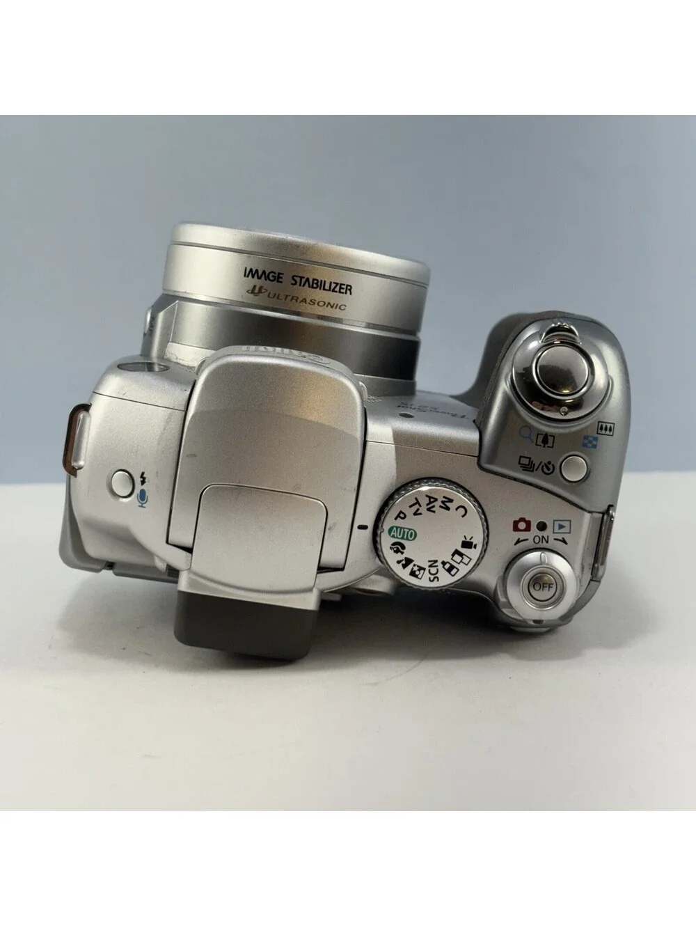 Canon PowerShot S2 IS 5MP 12x Zoom Digital Camera [AS-IS Parts/Repair]